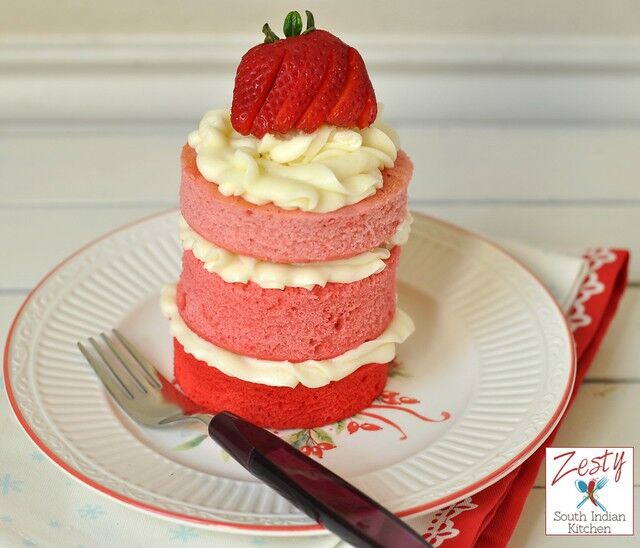 Strawberry and Cream Sponge Cake Recipe