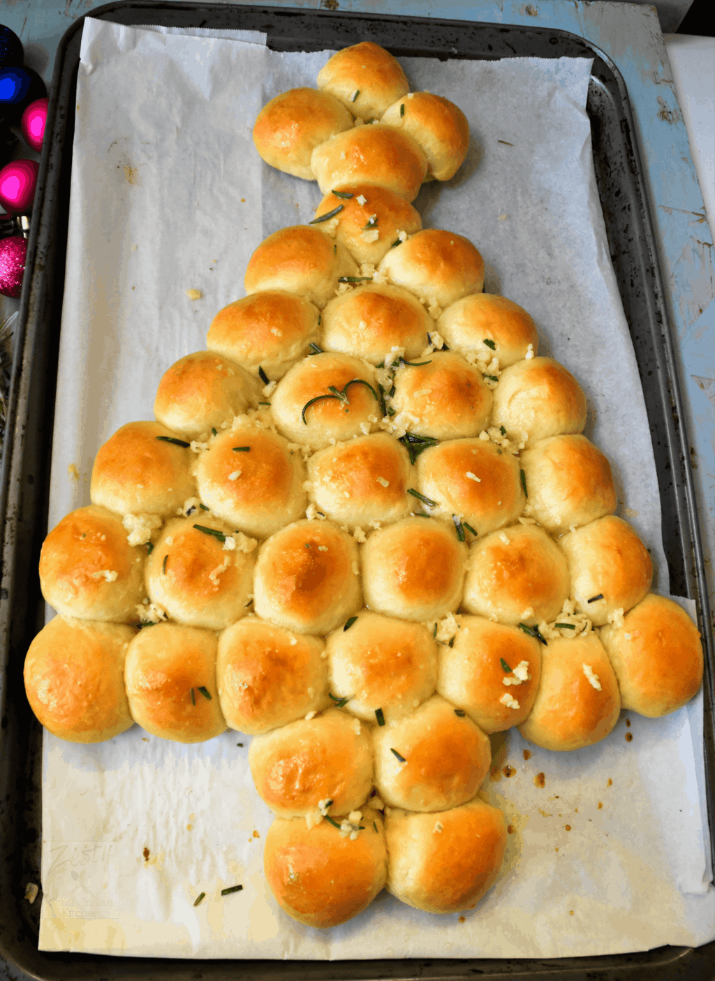 12 Traditional Yeast And Sourdough Christmas Bread Around The World