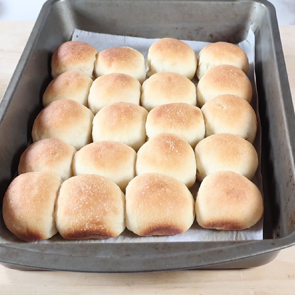 Sourdough Bobalki (Slovakian Christmas Eve Dough Balls) - Zesty South ...